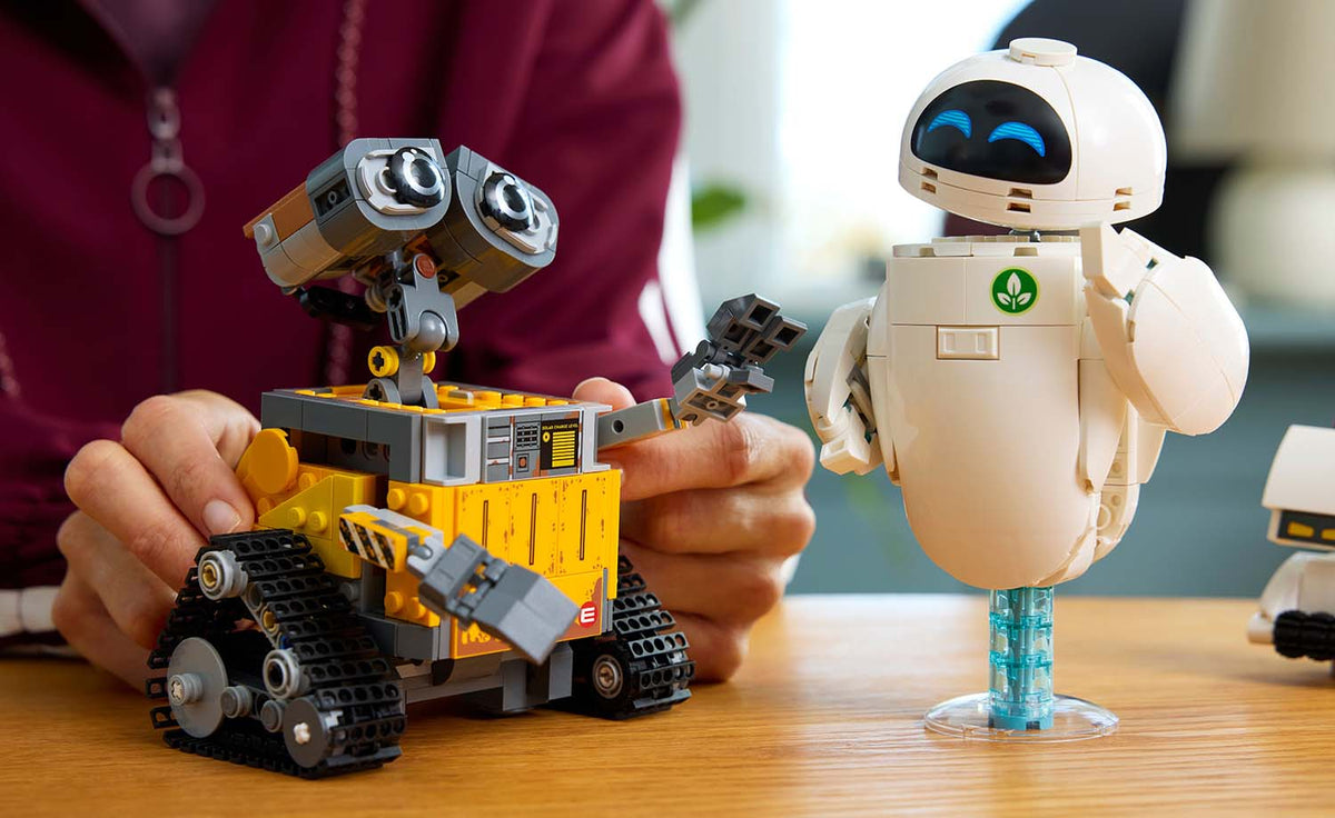 43279 | LEGO® Disney™ WALL-E and EVE