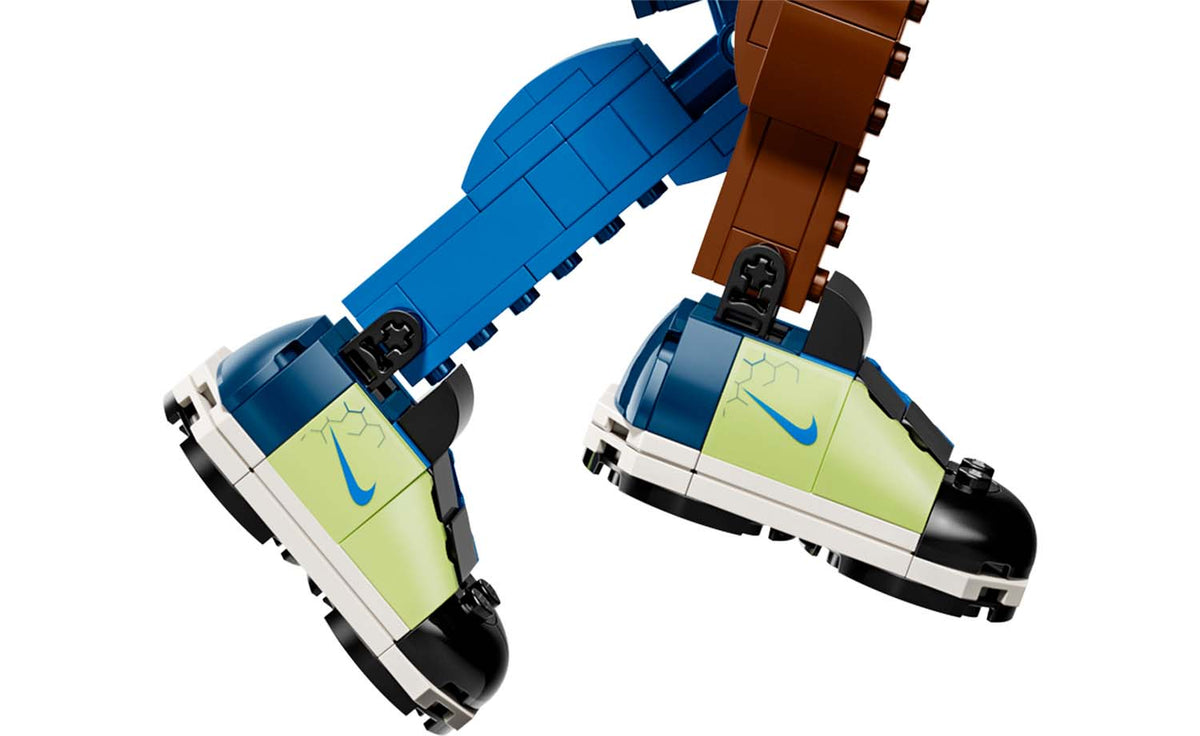 43010 | LEGO® Iconic Nike Slam Dunk