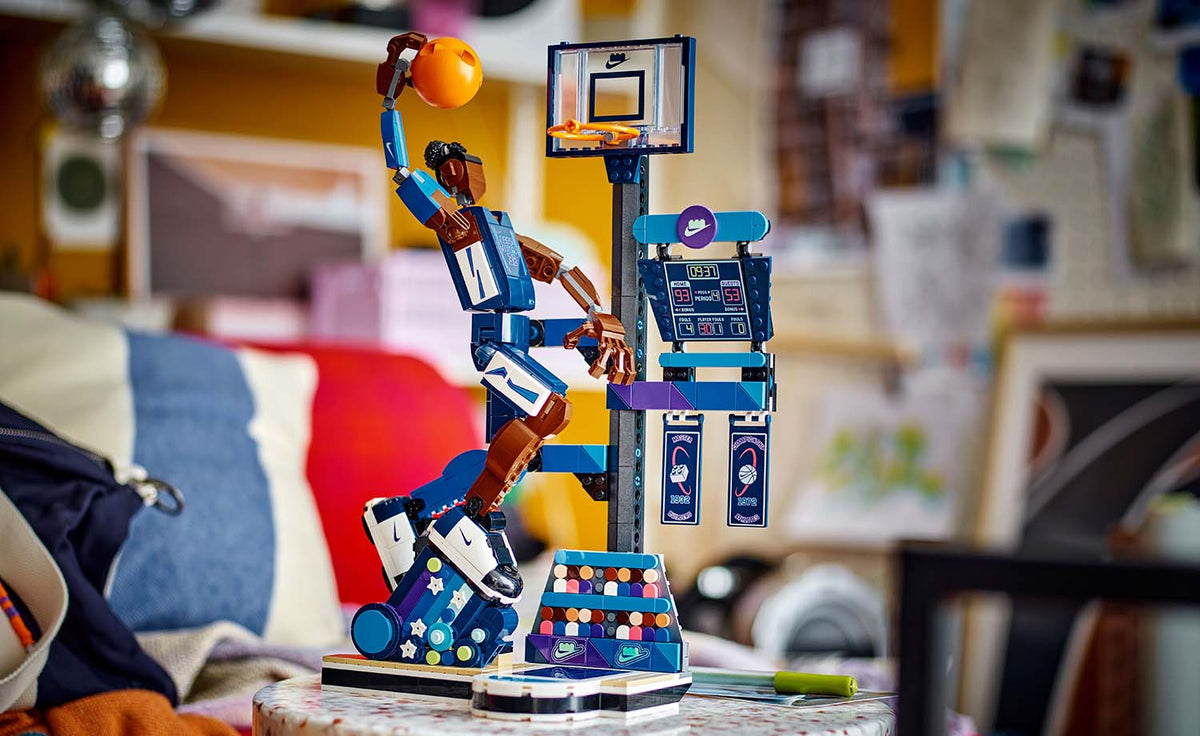 43010 | LEGO® Iconic Nike Slam Dunk