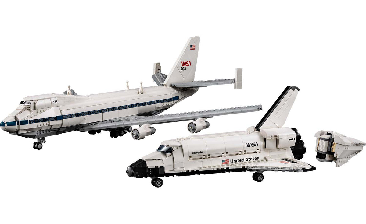 10360 | LEGO® ICONS™ Shuttle Carrier Aircraft