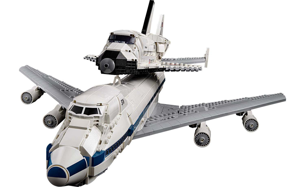 10360 | LEGO® ICONS™ Shuttle Carrier Aircraft