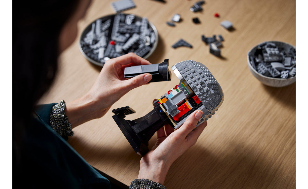 75328 | LEGO® Star Wars™ The Mandalorian™ Helmet