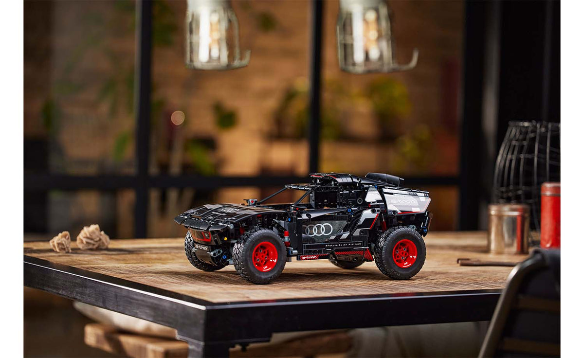 42160 | LEGO® Technic Audi RS Q e-tron