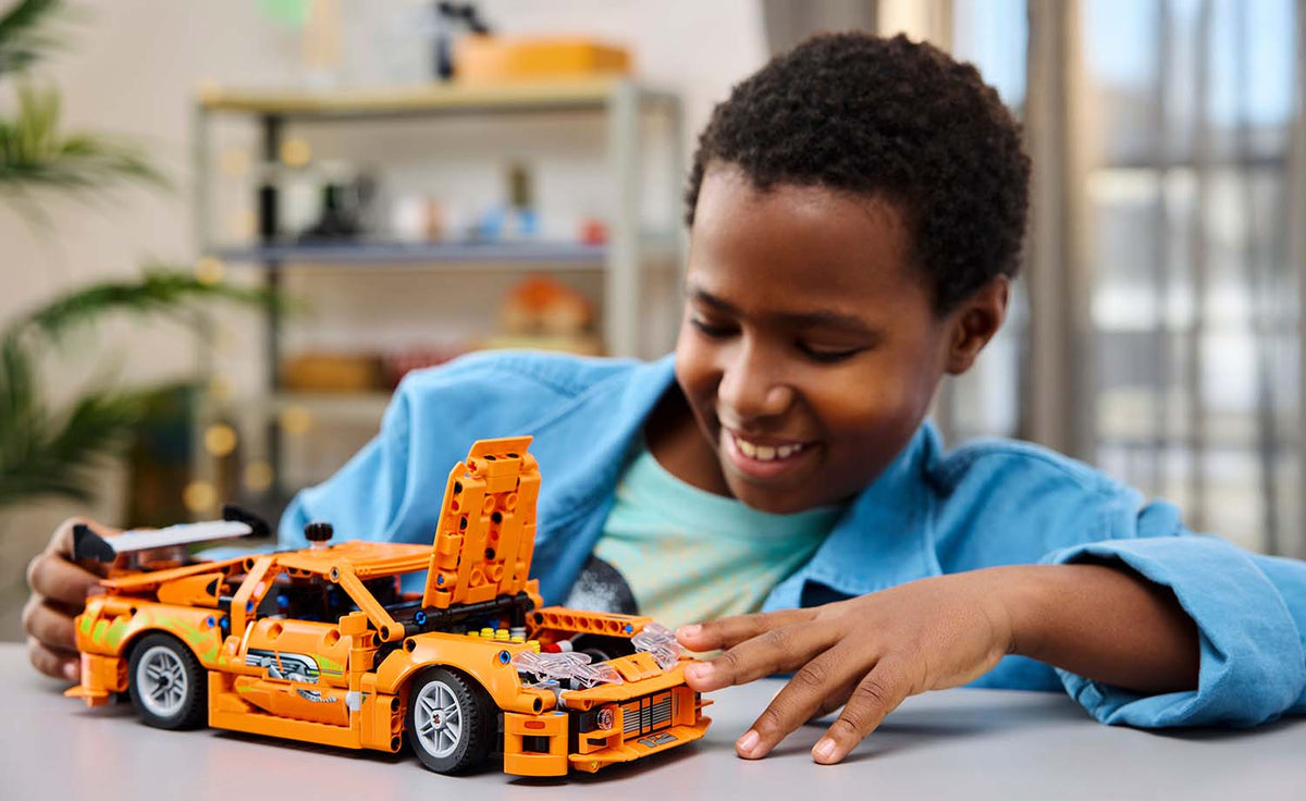 42204 | LEGO® Technic Fast and Furious Toyota Supra MK4