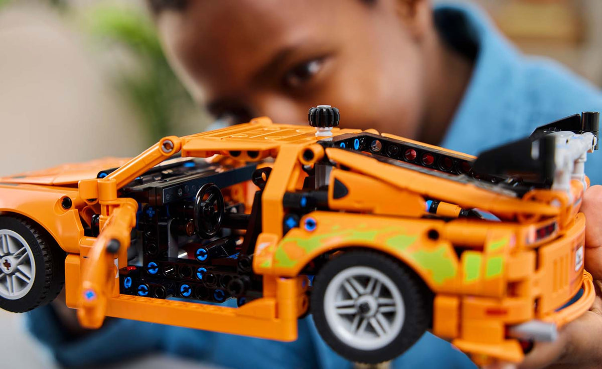 42204 | LEGO® Technic Fast and Furious Toyota Supra MK4