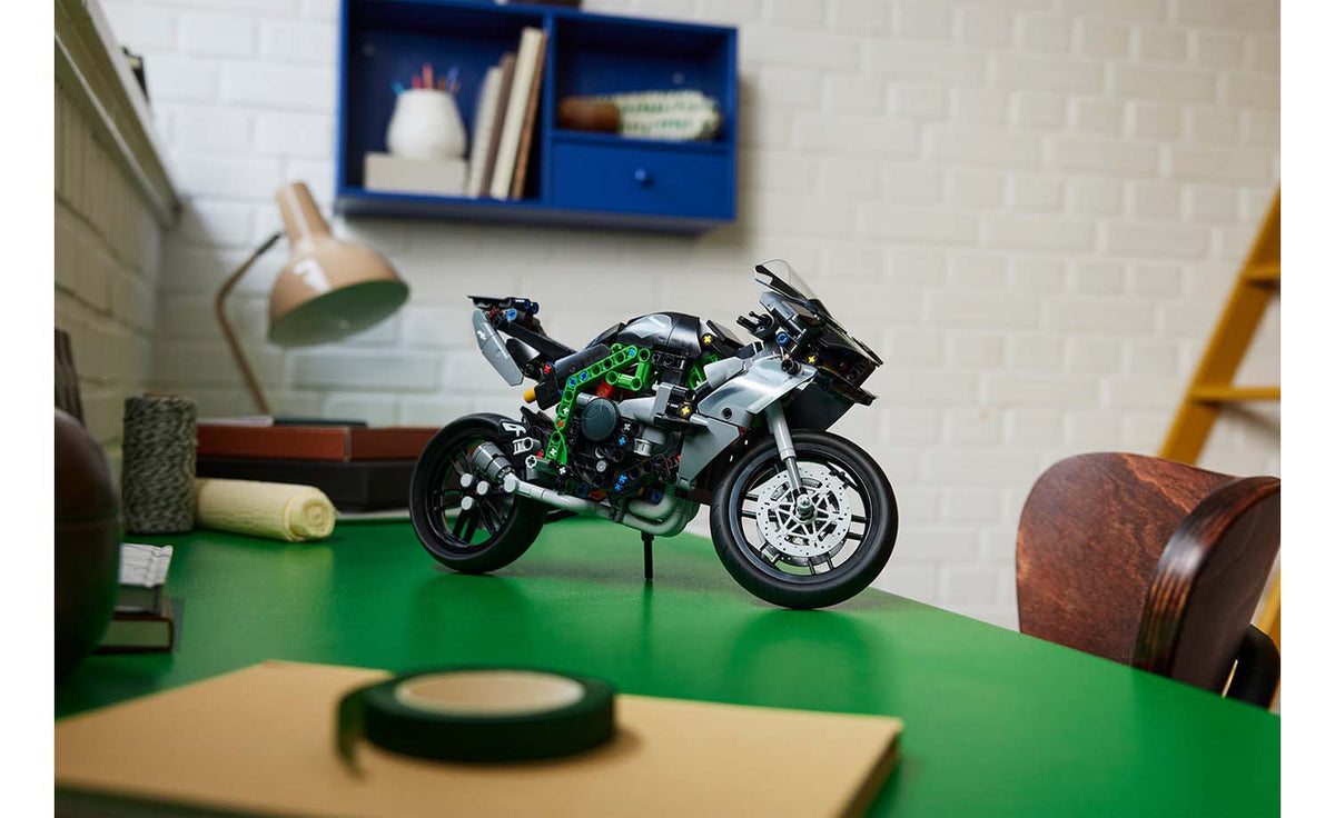 42170 | LEGO® Technic Kawasaki Ninja H2R Motorcycle
